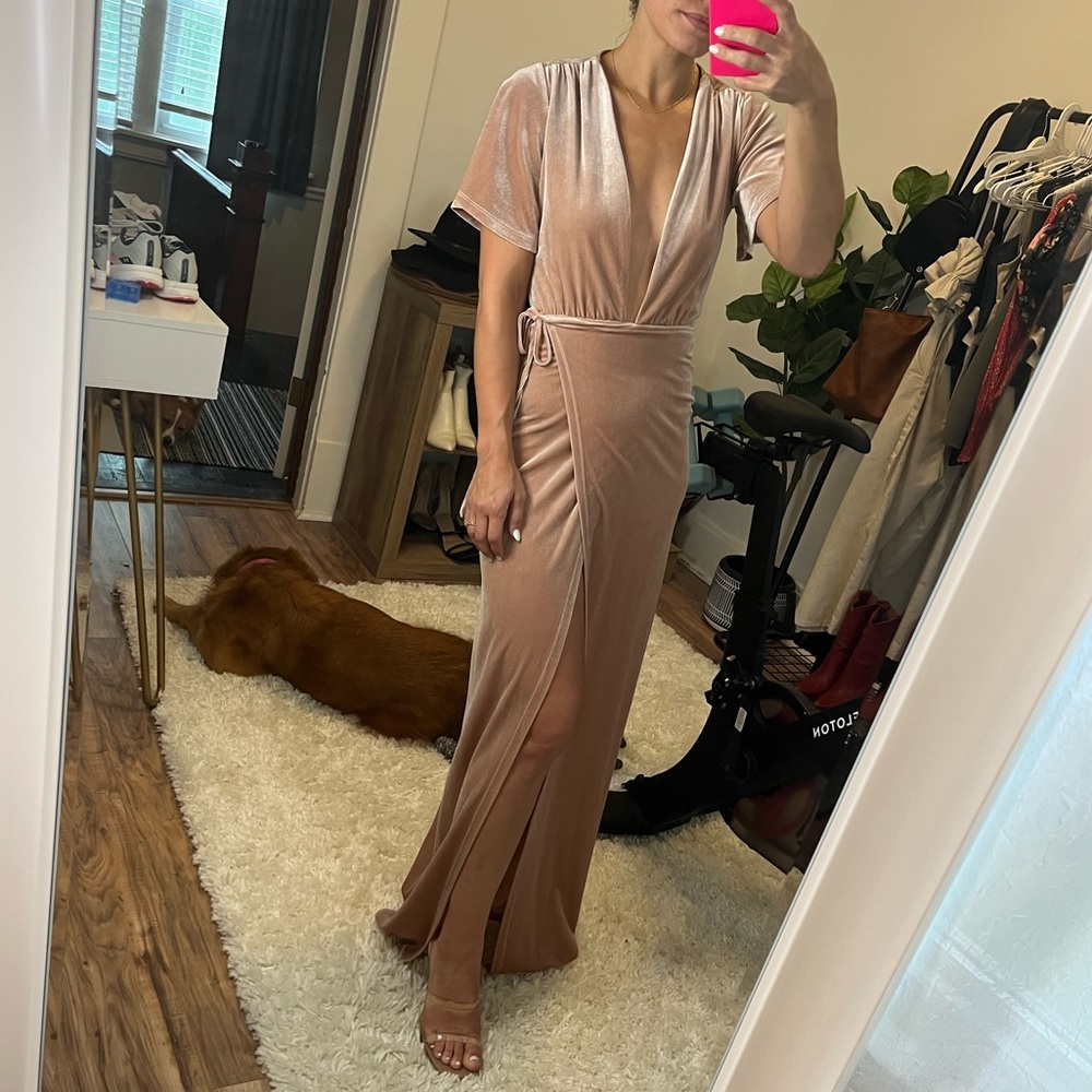 Tobi light pink velvet maxi dress